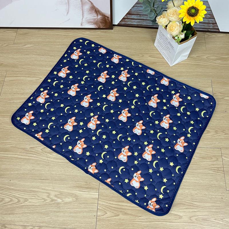 Washable, Absorbent, Non-Slip Waterproof Pet Training Pad for Dogs and Cats