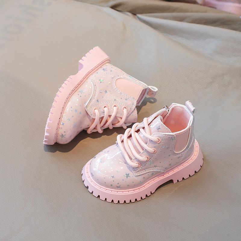 

Девочки Кожаные Ботинки Нескользящая Толстая Мягкая Подошва Детские Короткие Ботинки Боковая Молния 2025 Новая Мода Детская Обувь Принцессы Милая Элегантная 21 розовый