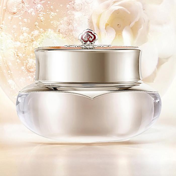 The history of whoo Cheongidan Radiance Cream – Luxury Anti-Ageing, Brightening & Firming Moisturiser for Wrinkles and Elasticity, Korean