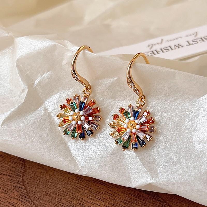 French Zircon Flower Ear Hooks: Exquisite, Light Luxury, High-End Fashion Earrings