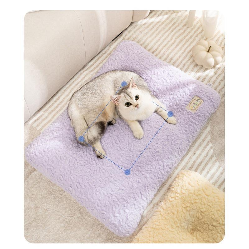 Plush Winter Cat Dog Mat  Thick Furry Sleeping Pad for Small Pets Warm Floor Cushion for Cats & Puppies