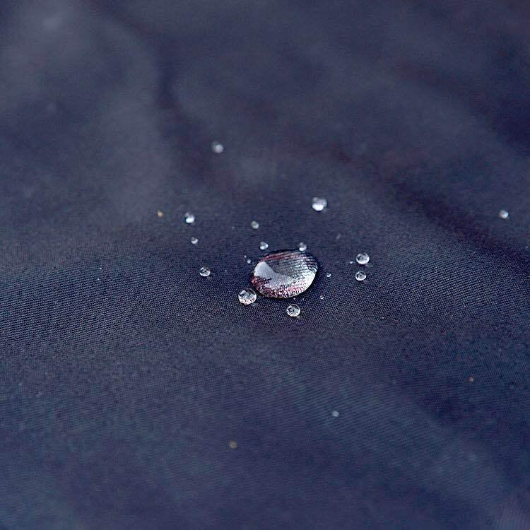 Korean Fashion Waterproof Canvas Apron for Men and Women - Ideal for Coffee Shops, Baking, Restaurants, and Nail Art.