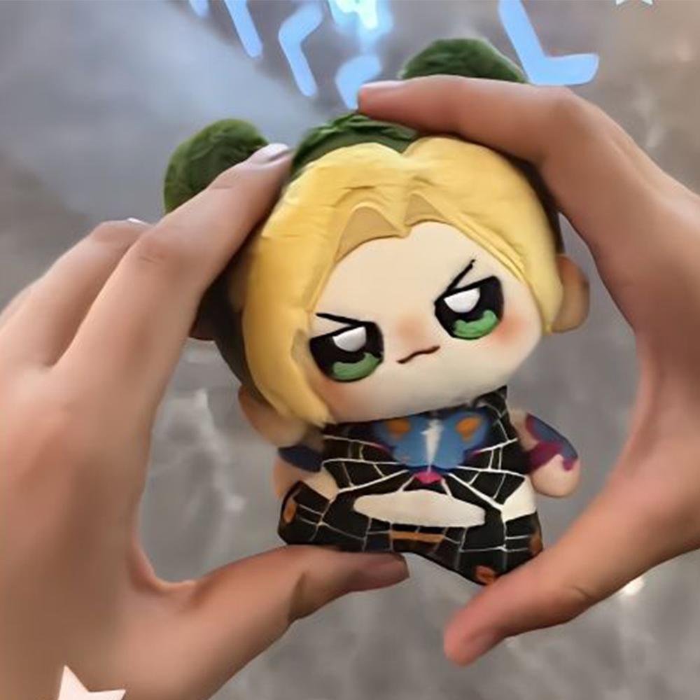 JoJo Anime plyšová panenka Jolyne Cujoh plyšáci měkké plyšové hračky Tvar hvězdice Bavlněná panenka Cujoh Jolyne figurka Plyšový přívěsek Dárek