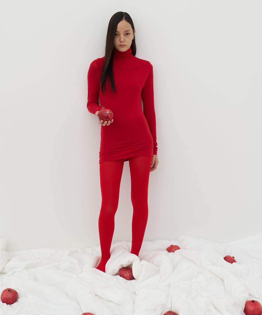 Yunse Layered Turtleneck Top (Red)