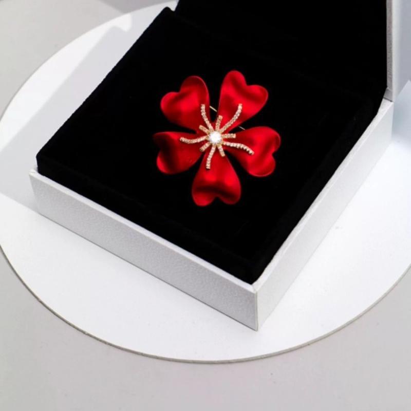 Red Heart Petal Flower Brooch Sparkling Rhinestone Center Gold Accents Perfect For Wedding Parties Office Wear