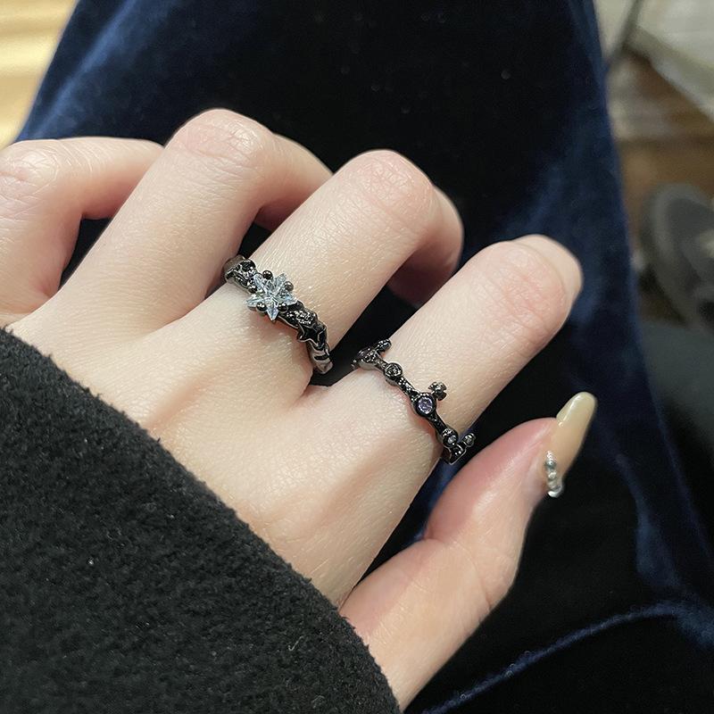 Niche Design Dark Personality Retro Black High-End Star Stacked Ring High-End French Open Ring