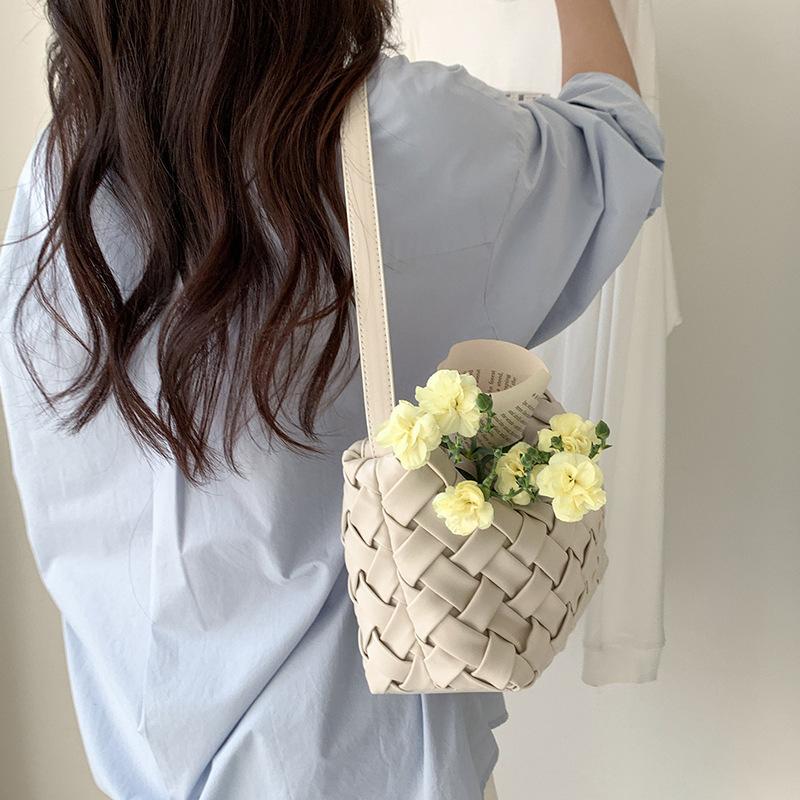 Korean casual pu leather handheld woven bag daily work commute shoulder bag tote bag feeling armpit bag women