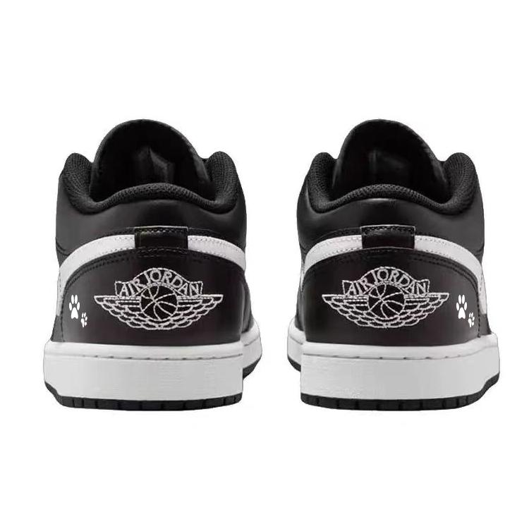 Jordan Air Jordan 1 Slip Resistant Abrasion Resistant Low Top Vintage Basketball Shoes Unisex Black White 553558-043(Team181-)