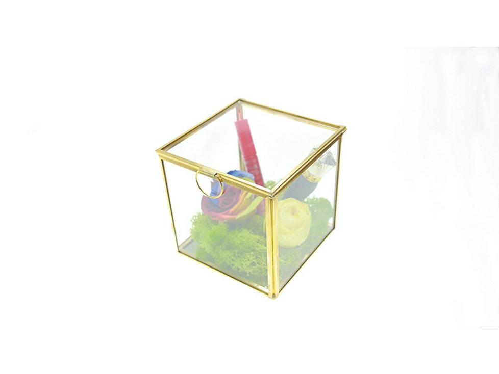 Geometric Flower House Flip-Top Jewelry Storage and Decorative Box with Preserved Flowers