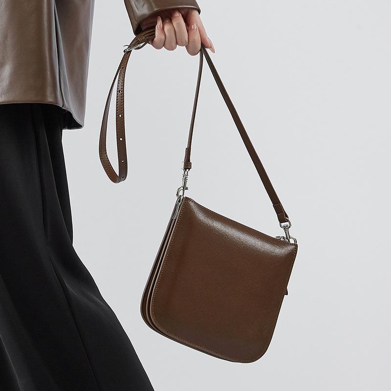 Spring/summer Leather Women's Bag Single Shoulder Crossbody Bag Mobile Phone Bag Women's Bucket Bag Small Shoulder Bag Underarm Bag