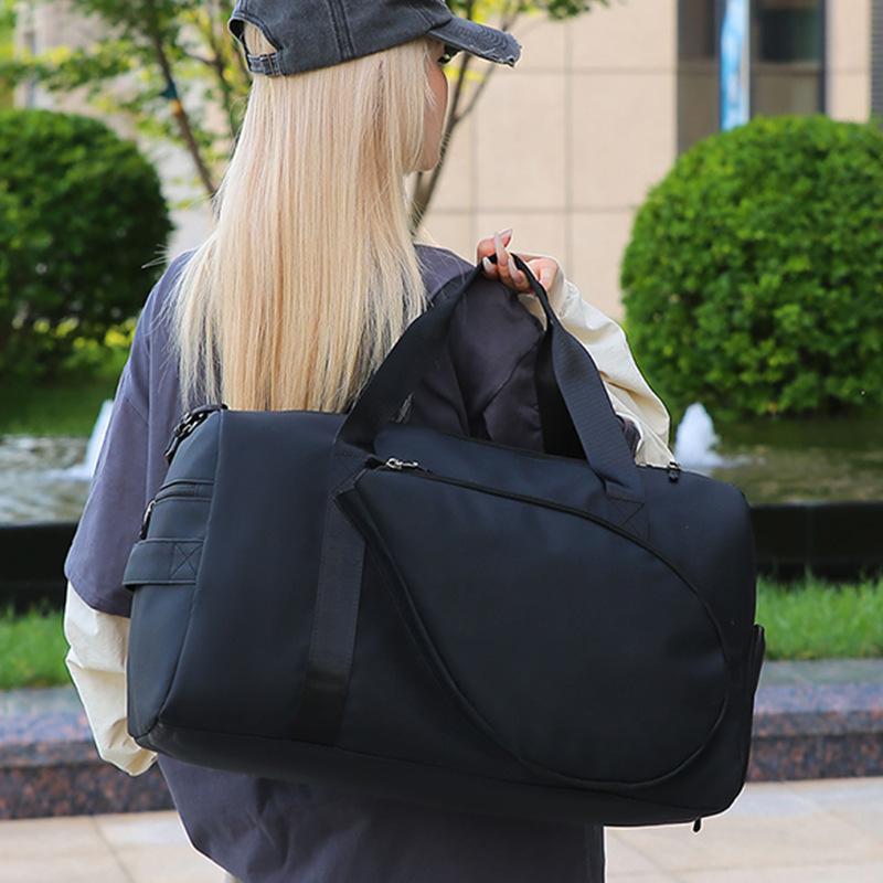 Herren- und Damen-Outdoor-Sport-Badminton-Handgepäcktasche mit Trennung von nassen und trockenen Fächern Sport-Fitness-Yogatasche Schuhfach