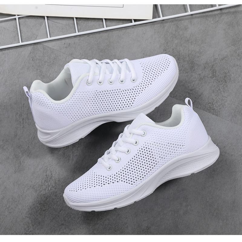 Fashion and Lightweight Summer New Mesh Breathable Running Shoes