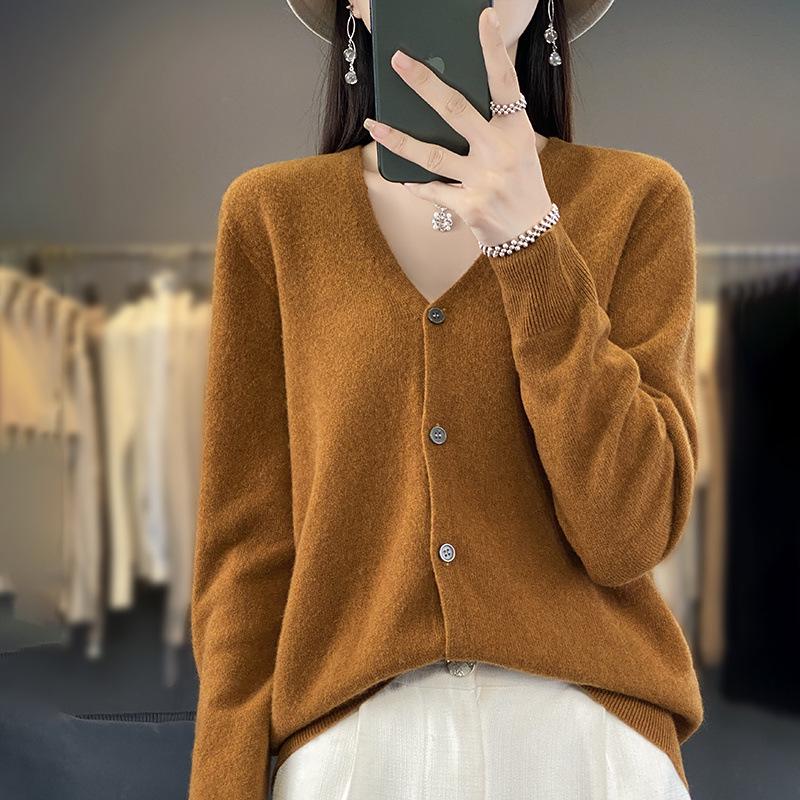 Women's Wool Knit Collar Cardigan: Slim-Fit, Long Sleeve, Loose Outerwear for Autumn and Winter.