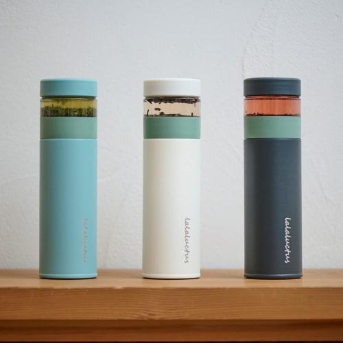 Smile LALALUCTUS Tea Bottle with Strainer, Vacuum-Sealed, Double-Walled, Keeps Tea Hot or Cold (Cream White)