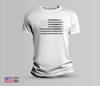 T-shirt da uomo bianca a maniche corte con bandiera americana sbiadita | Bandiera USA invecchiata