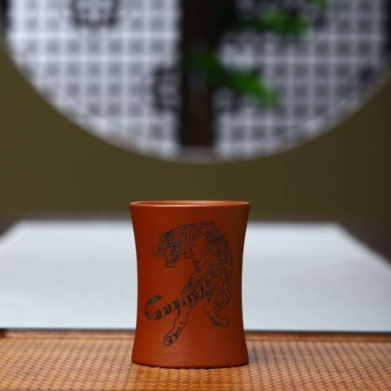 

Исинская фиолетовая чашка для песка, сырая руда, ярко-красная грязь, двухсторонняя чашка с резьбой, рев тигра, 1 шт., емкость 130 мл 200ml