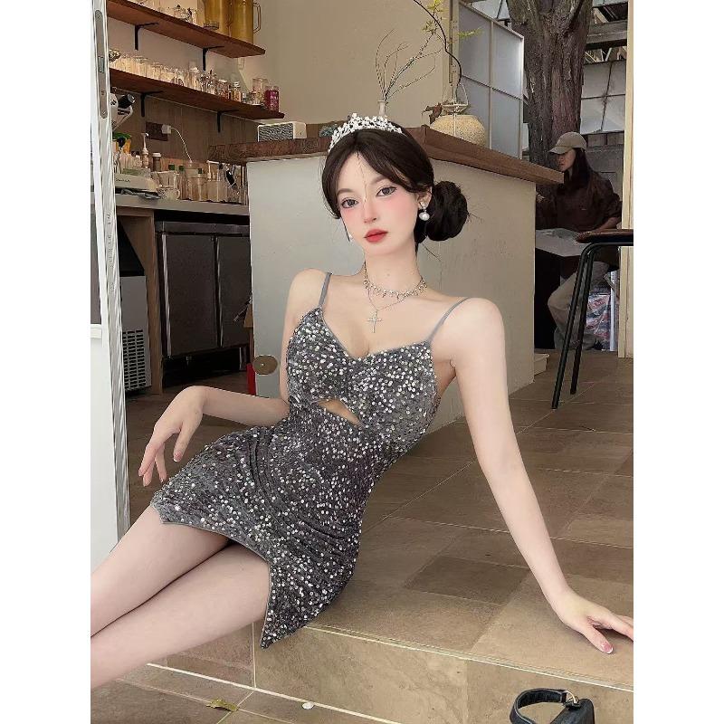 Sequin suspender dress women s autumn and winter with coat inner temperament tight bottom hip bag small black skirt dress S