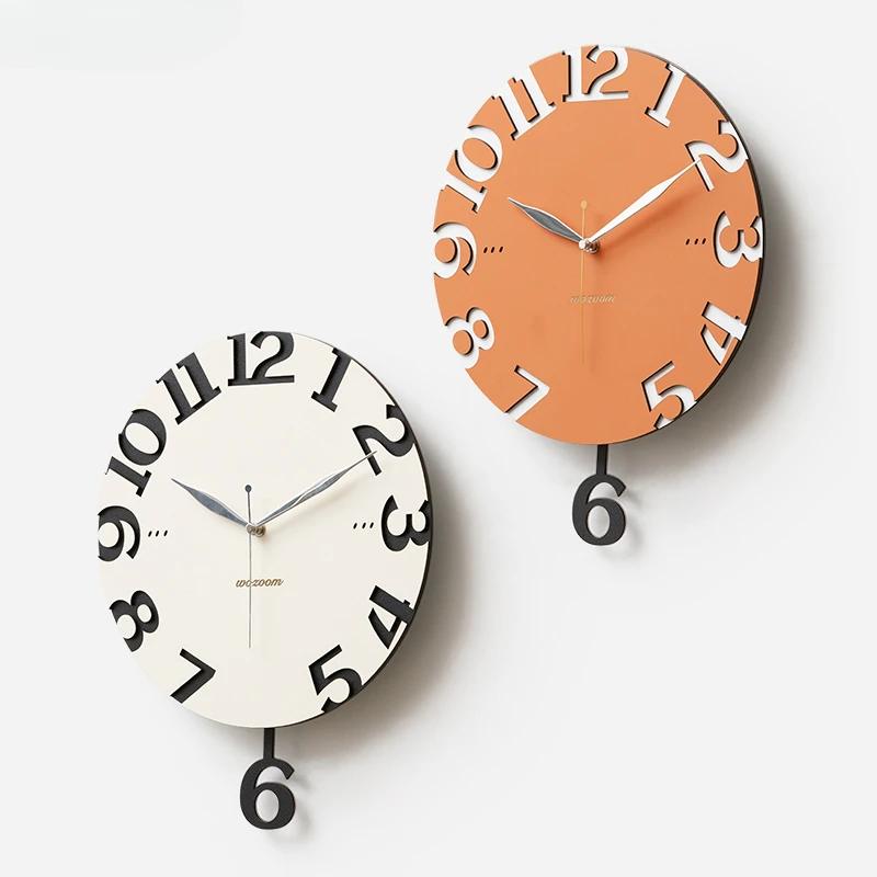 Metal Minimalist Wall Clocks Modern Aesthetic Pendulum Elegant Clock Stylish Luxury Digital Nordic Clocks Wall Silent Unique Watches Decoration