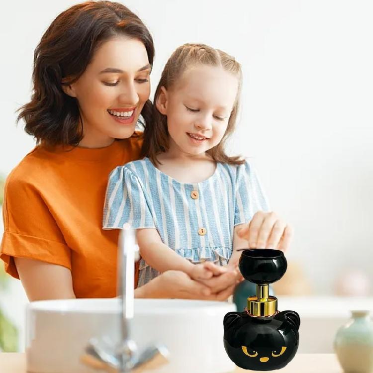 Sustainable Cats Paws Foam Soap Dispenser Reusable Plastic Hand and Dish Soap Pump For Halloweens Birthday Gift