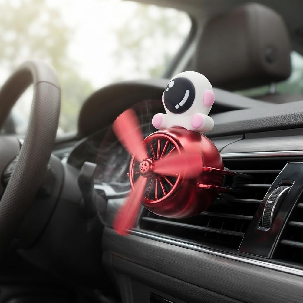 Cartoon Astronaut Car Aromatherapy Diffuser Rotating Propeller Air Freshener Clip‑On Auto Air Outlet Fragrance Ornament Decor