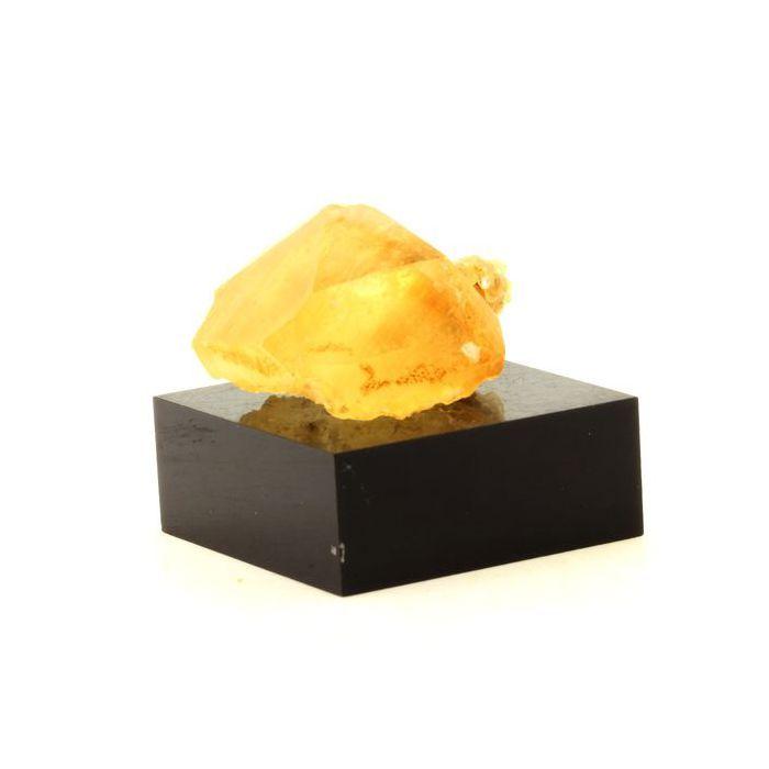 Pierres et Minéraux. Calcite. 305.0 ct. La Sambre Quarry, Landelies, Belgique.