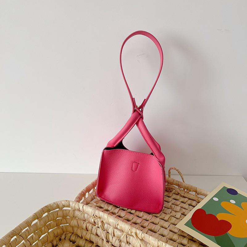 Adorable Pu Mini Shoulder Bag For Children With Trendy And Versatile Style маджента