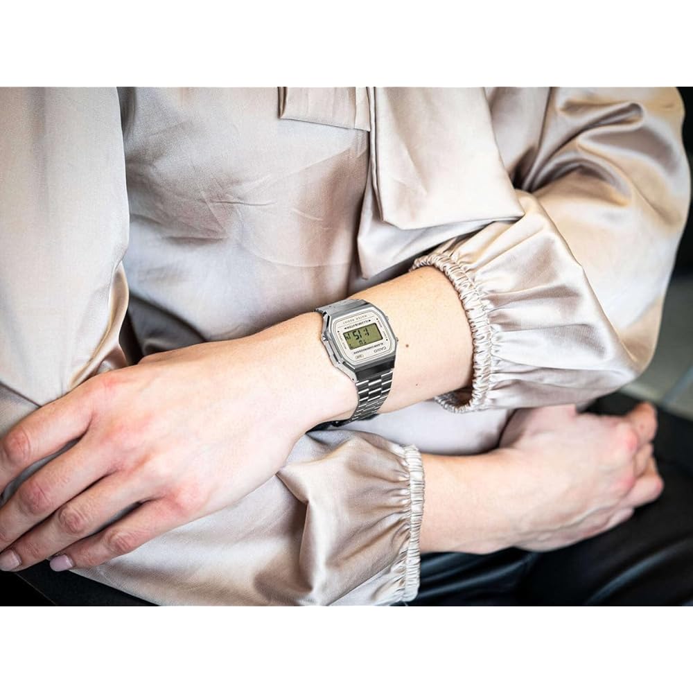Casio Unisex Adult Quartz Watch Beige Bracelet
