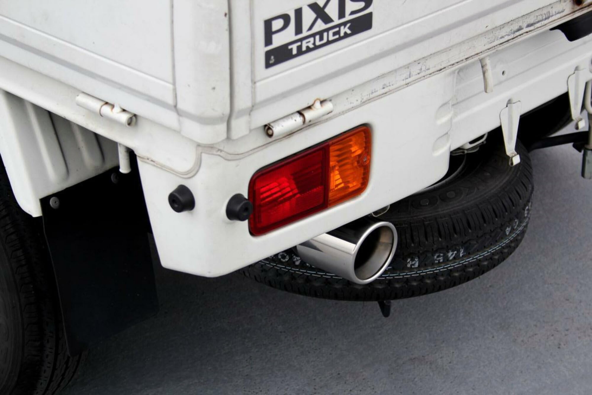 

Эксклюзивный глушитель для грузовика Daihatsu Hijet S211 Датчик O2 Нержавеющая сталь Серебристый Автомобиль Авто HIJET Bluefin [Распродажа на Amazon] S200P, S210P, S201U, S211U, S201,