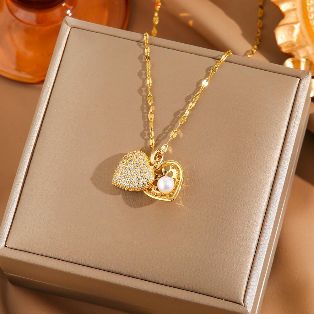Four Leaf Clover Pendant Necklace For Women Fashionable Zircon Crystal Adjustable Chain Delicate And Versatile Jewelry