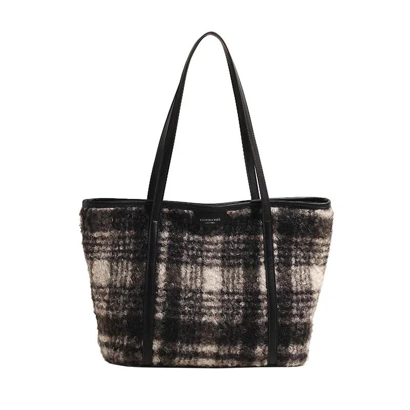 Women's Bag  Large Capacity New Autumn and Winter Casual Shoulder Shopping Bag  Travel Bag In Classroom Checkered