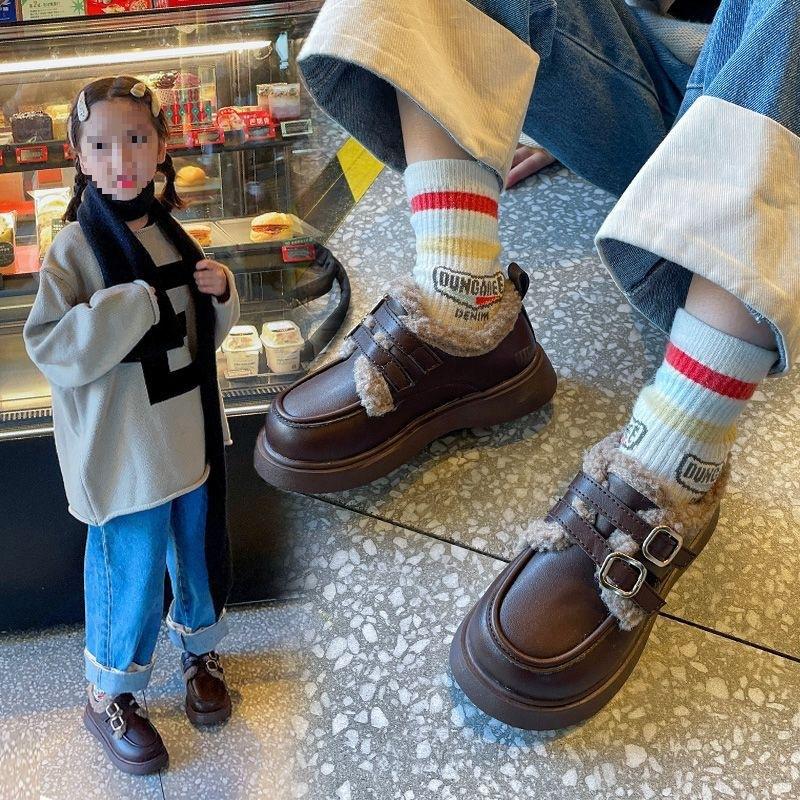 Girls' velvet small leather shoes 2025 autumn and winter new boys' lamb wool soft-soled cotton shoes British style warm princess shoes