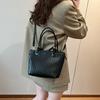 Small Bag Women's New Versatile Messenger Bag Fashion Casual Handbag