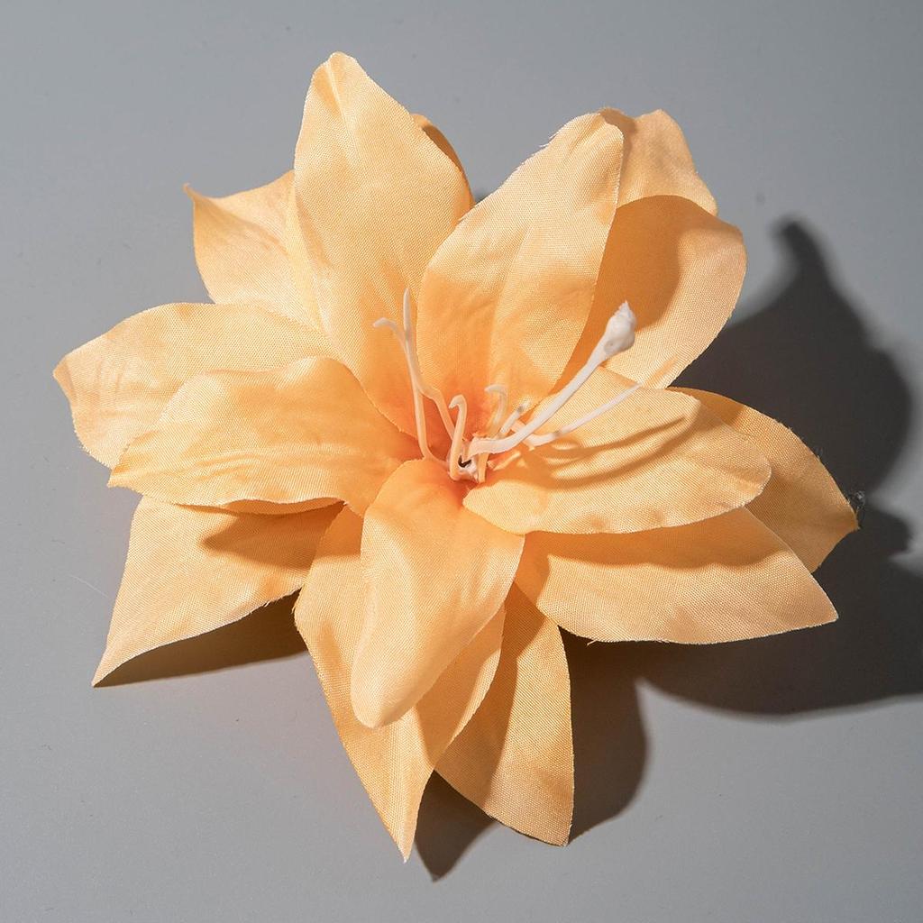 Sommer Neu Simulation Polyester 3D Lilienblume Haarspange Damen Accessoires Blickfang Reise Essentielle Accessoires