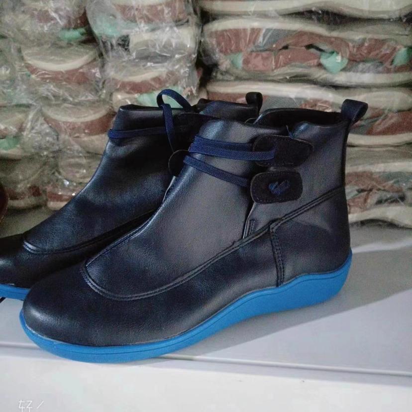 New Flat Boots Short Soles and Large-sized Women's Shoes