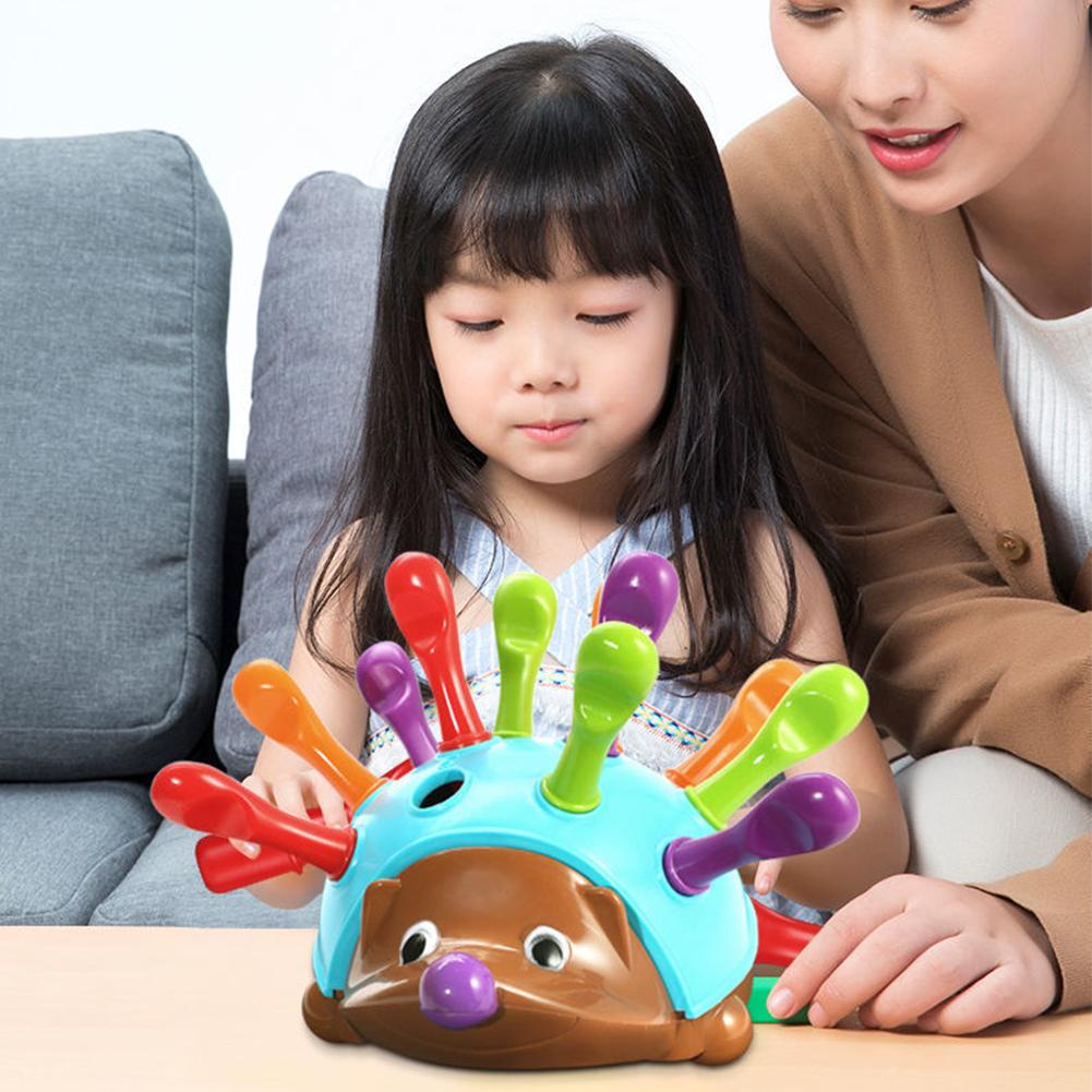 Jouets d'Éducation Précoce Hérisson Entraînement Axé sur la Motricité Fine Coordination Œil-Main Jouet à Insérer Combat Pour 1-3 Ans