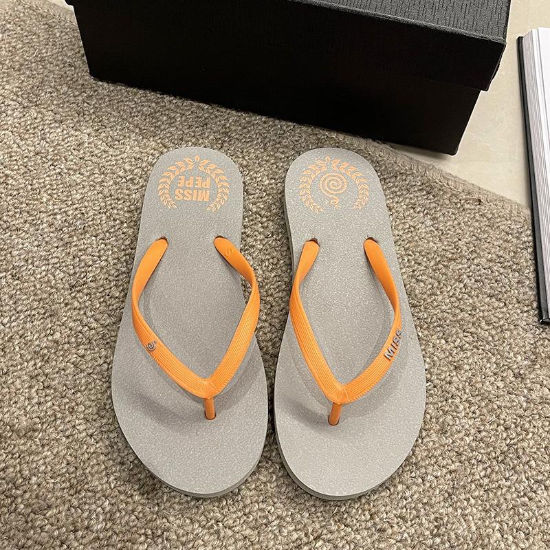 Simple flip-flops women's summer non-slip outer wear new cartoon flat-bottomed seaside beach cool slippers