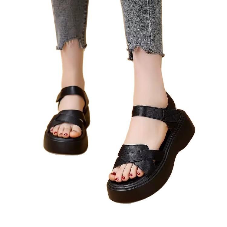One-word casual wear with beach shoes non-slip Roman shoes with lightweight 2025 summer new platform sandals women
