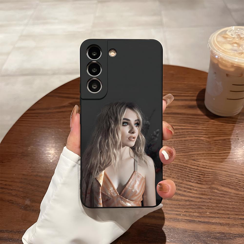 

Singer Sabrina Carpenter Phone Case For Samsung S24 Ultra S25 S23 Fe S22 S20 S21 Plus A54 A34 A53 A16 Back Cover Samsung s24ultra