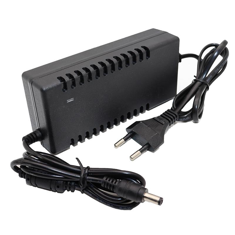 14,6V 5A LiFePO4 Ladegerät 4er Serie 12V Lithium-Eisenphosphat-Batterieladegerät 12,8V 14,4V Akkupack Netzteil DC5,5mm*2,1MM