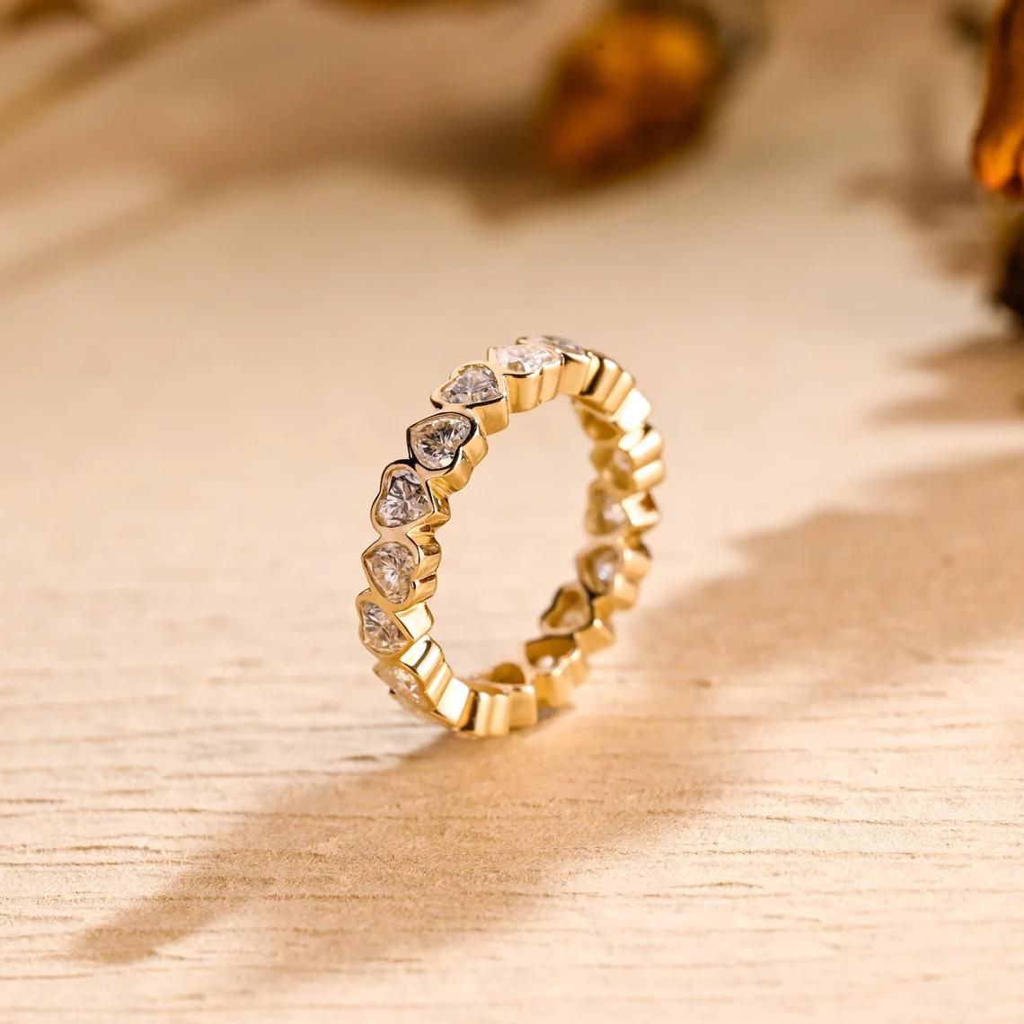 

Trendy White Zircon Love Heart Vintage Gold Color Wedding Bands Engagement Rings For Women Men Minimalist Jewelry 10