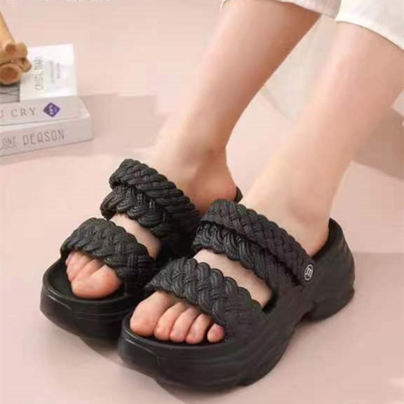 Летняя мода Толстая подошва Удобные Противоскользящие Легкие Повседневные Женские Тапочки Пляжная обувь 39-40 чёрный 1189₽