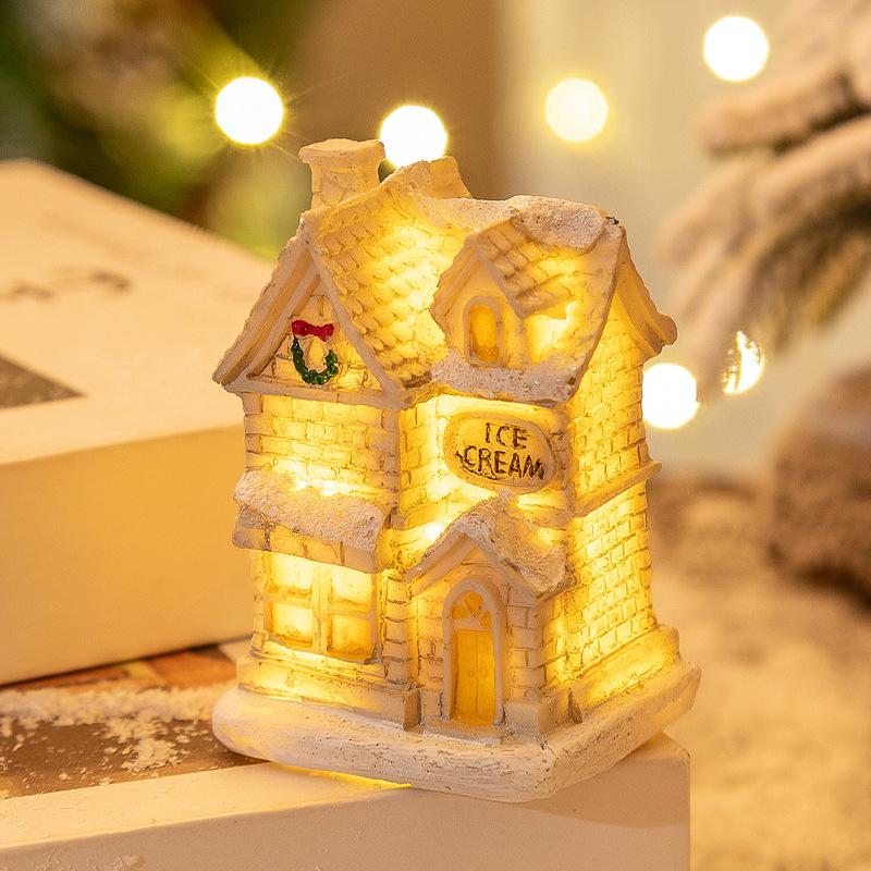 Christmas Resin Light-Up Small House Ornament - Retro Micro Landscape Decoration
