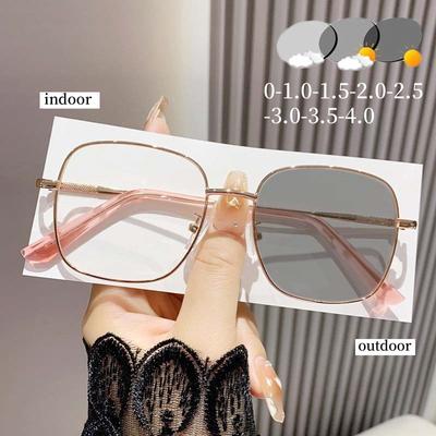 Nuovi occhiali miopia fotocromatici di fascia alta 2025 con montatura grande da donna, occhiali da vista da vicino, occhiali anti luce blu ultraleggeri alla moda