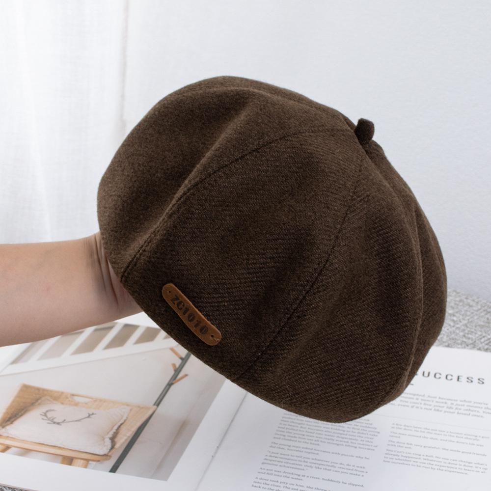 Autumn and winter thick woolen beret girls solid color pumpkin hat brown literary and retro face small painter hat