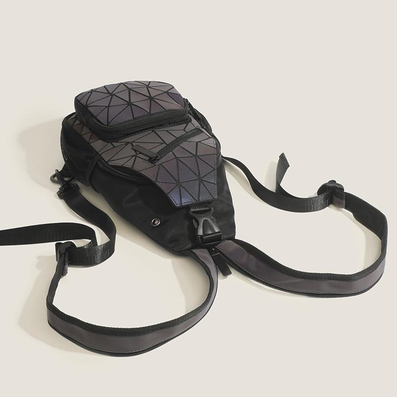Men and Women's Crossbody Bag New Fashionable and Versatile Shoulder Bag Laser Geometric Chest Bag Outdoor Reflective Backpack