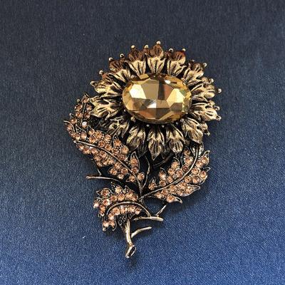 Bijoux Vent Broche Fleur Mode Tournesol Style Vêtements Chapeau Décoration DIY Broche Épinglette Cristal