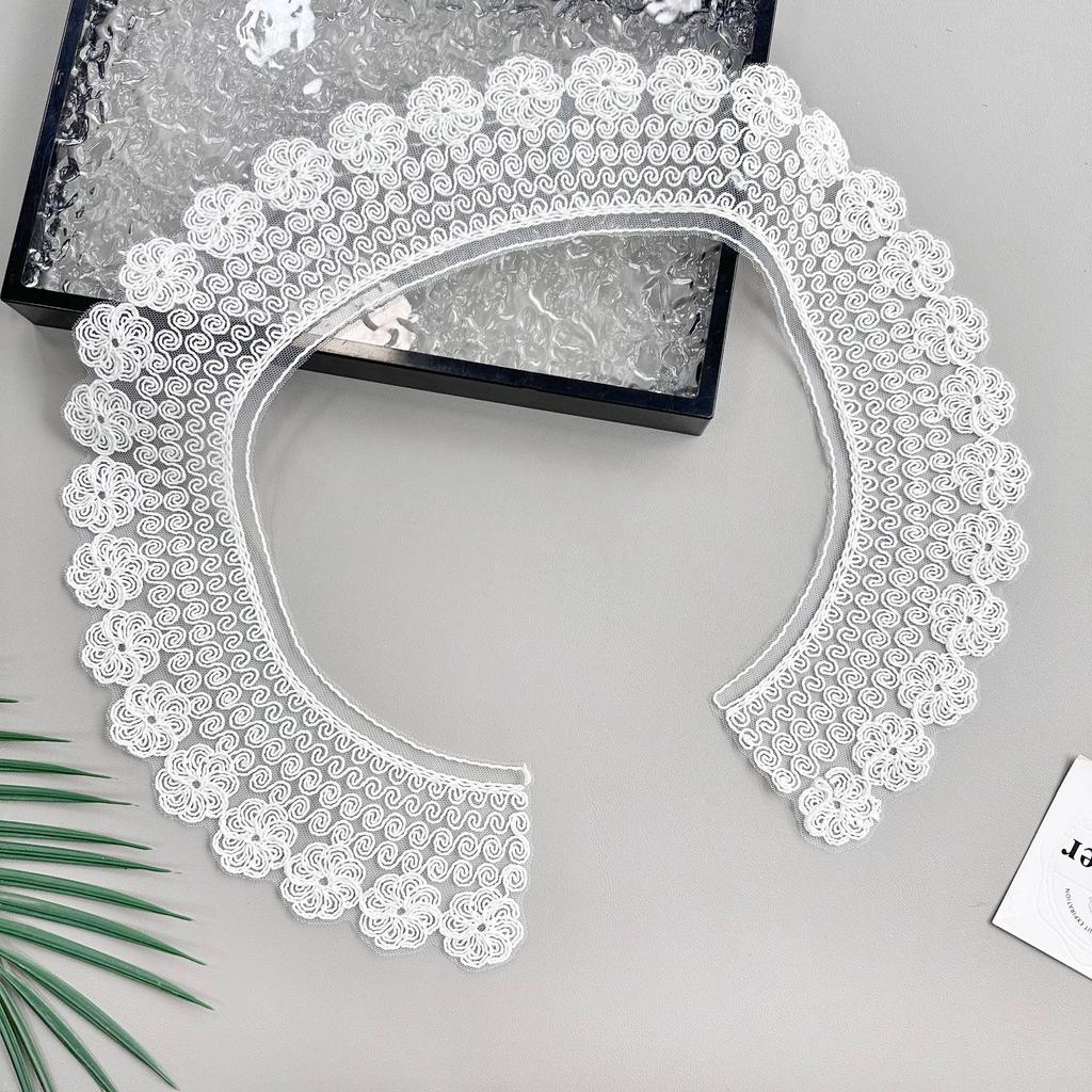 White Mesh Hollow Strand Lace Clothing Fake Collar Shirt Sweater Dress Decorative Fake Collar