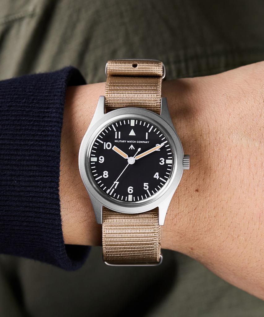 Emdeobeulyussisigye Mk Xi Pathfinder - Silver X Desert
