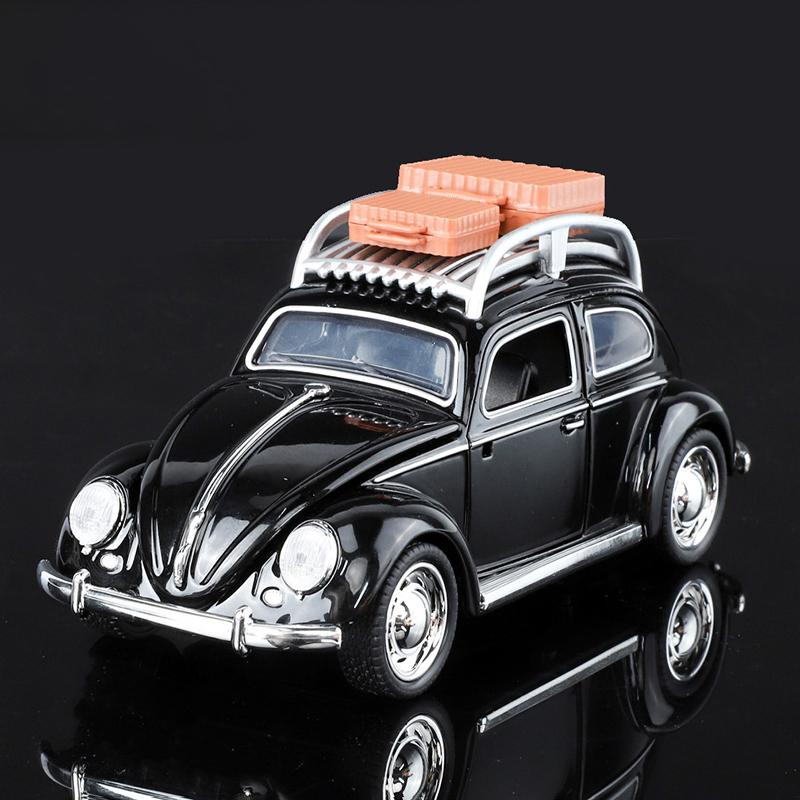 1/32 Beetle 1995 Classic Car Alloy Car Model Sound and Light Pull Back Children's Toy Collectibles Birthday Gift