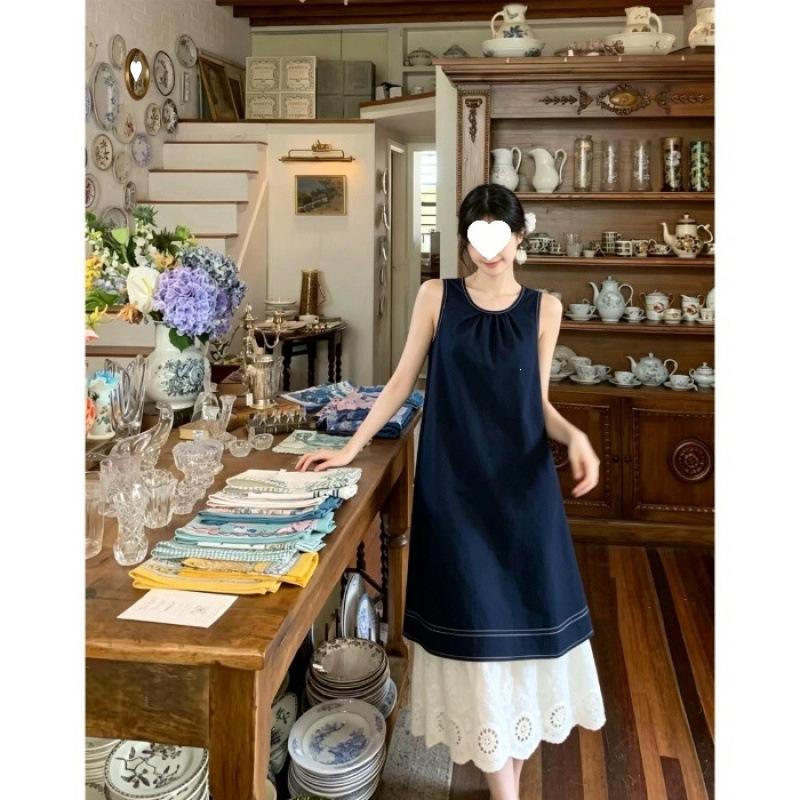 Navy blue splicing white lace dress women's summer loose and thin sleeveless round neck temperament medium and long skirt